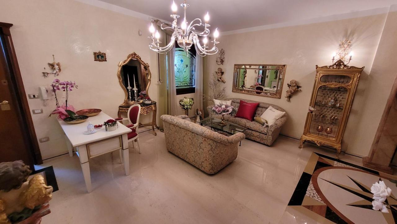 Queen's Luxurious House Gallipoli Extérieur photo