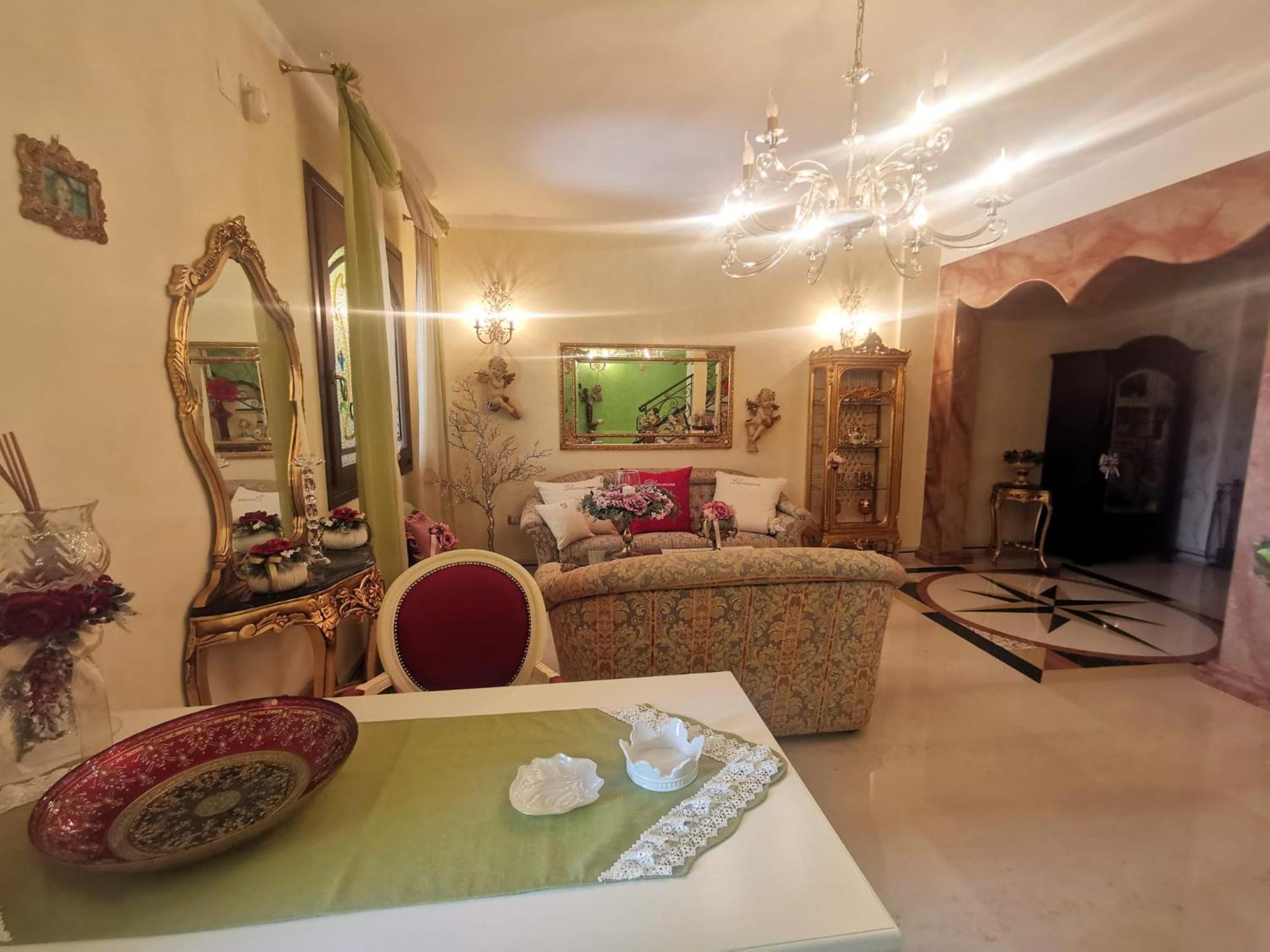 Queen's Luxurious House Gallipoli Extérieur photo